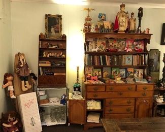 Antique and Vintage books plus vintage Christmas Decor And other Collectibles. 