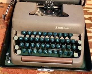 Vintage Smith - Corona 