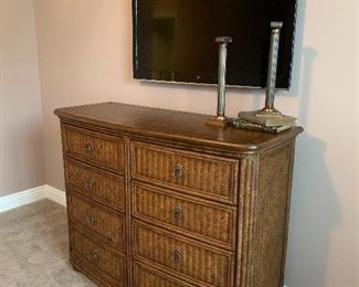 9. High end nice dresser which matches the bed!  8 drawers in and good clean condition.  $325