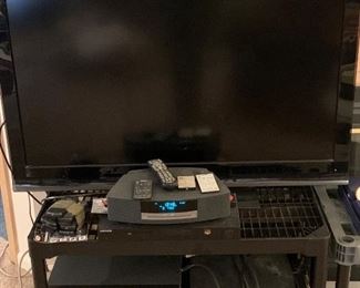 Bose radio, flat screen tv, vcr, dvd