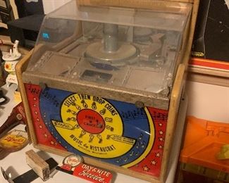 Ristaucrat S-45 counter top coin-op record player