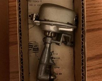 Miniature boat motor