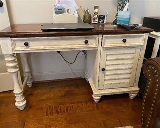Haverty’s Office desk  
50” x 20” x 30” 
$350