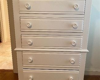 Chest of drawers 
38 x 19 x 53 1/2 
$200