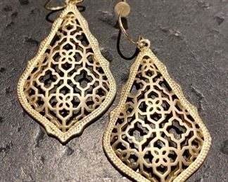 $26 Kendra Scott Addie Gold Drop Earrings 
