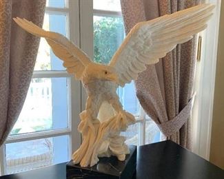 $50 Eagle Resin Sculpture- Faro by Roman 1992 Beautiful and heavy!