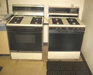 2 Gas Ranges, Magic Chef & Tappan Brand Names, plus One of Several  Rubber Floor Mats for Foot & Leg Fatigue
