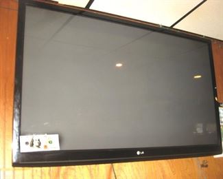 2nd Flat Screen TV LG brand