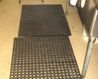 Anti Fatigue Rubber Mats-These Babies will save your feet & lower legs a lot of pain