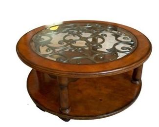 Lot 020-
Ethan Allen Round Cocktail Table