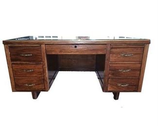 Lot 064
Vintage Hard Wood Executive Desk