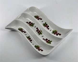 https://www.bidrustbelt.com/Event/LotDetails/97484981/Julia-Junkin-California-Pantry-Serving-Dish