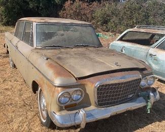 Studebaker Cruiser