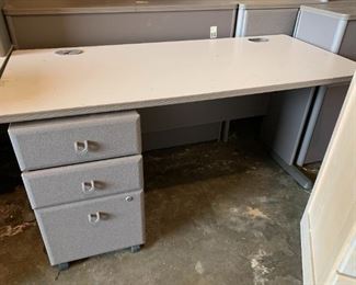 #20	desk with roll away 3 drawers cabinet 60x27x30	 $75.00 
