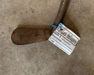 #96	antique wood putter Wright and ditson st Andrews 	 $30.00 
