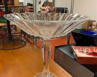 #186	13 inch tall heavy lead  crystal compote centerpiece stand  fruit bowl	 $50.00 
