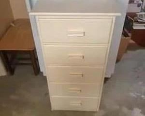 Cute Small Old 5 Drawer 