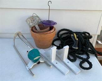 CLEARANCE!!!  $4.00 NOW, WAS $14.00.............Expandable Garden Hose, Sprinkler and more (P102)