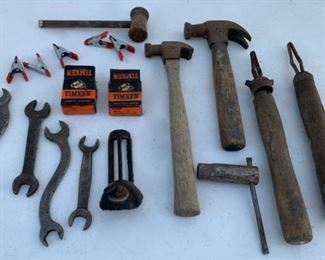 CLEARANCE!!! $5.00 NOW, WAS $20.00..............Antique Tools (P112)