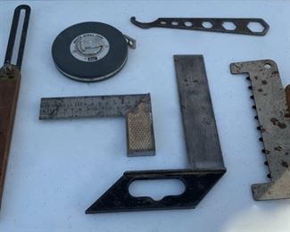 CLEARANCE!!!  $3.00 NOW, WAS $12.00...............Tools (P075)