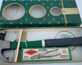 $20.00................Vintage Plumb Hammer in original box and pliers (P088)
