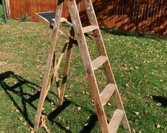 CLEARANCE!!!  $5.00 NOW, WAS $20.00...............Wood Ladder (P036)