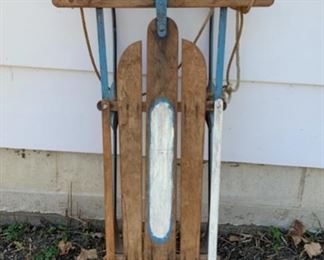 CLEARANCE!!!  $10.00 NOW, WAS $30.00.............Vintage Sled (P016)