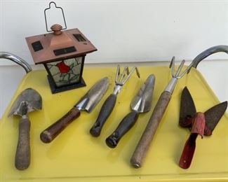 CLEARANCE!!!  $4.00 NOW, WAS $16.00................Yard Hand Tools and more (P010)
