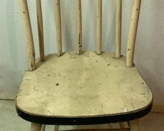 HALF OFF!  $5.00 NOW, WAS $10.00............Vintage Chair (P659)