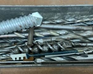 REDUCED!  $9.00 NOW, WAS $12.00............Drill Bits (P637)