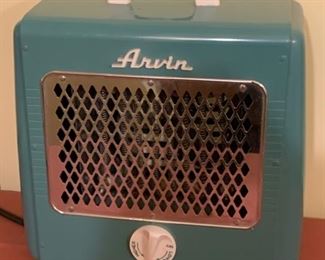 CLEARANCE!!!  $15.00 NOW, WAS $45.00.............Retro Aqua Turquoise Arvin Heater (P831)