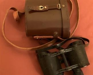 $20.00..............Vintage Binoculars 6 x 30 (P872)