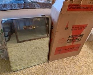 CLEARANCE!!!  $25.00 NOW, WAS $80.00...................Retro Vintage New in Box Lawson Mirror Medicine Cabinet No 4133 (P457) 