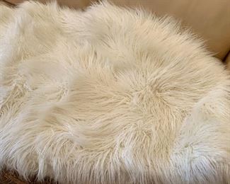 $20 - Nordstrom at Home Faux Fur White Shag Blanket, approx 72" x 108"