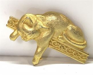 Signed Vntg JJ CAT Brooch, Brushed Gld Tn Jewelry