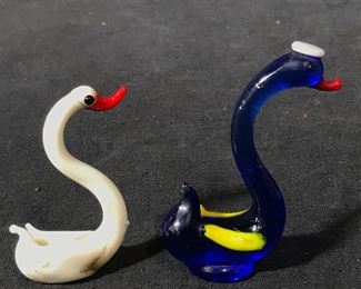 Lot 2 Art Glass Swan Figurals
