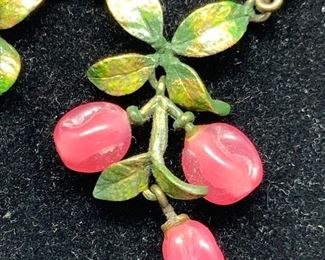 Set 3 Vintg. Leaf Earrings & Necklace, Jewelry