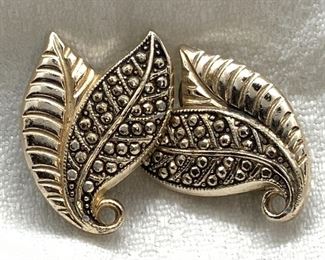 ART NOUVEAU LEAF Fashion Clip On Earrings, Jewelry