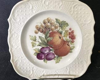 Lot 5 Vintage Porcelain Plates