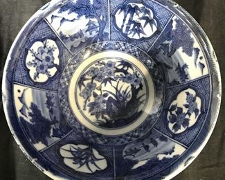 Vintage Asian Chinoiserie Porcelain Bowl