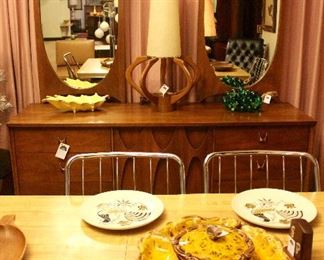 Broyhill Brasilia dresser and Modeline lamp.