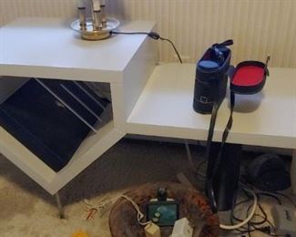 Mid century side table NEAT !