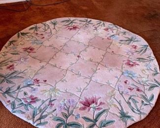 Royal Palace Round Rug