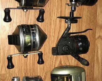 FISHING REEL LOT