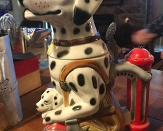 Vintage collectible beer stein
Valued at over $250