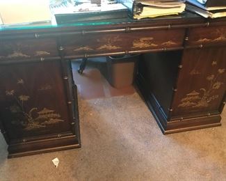 Amazing gilt panel Asian desk by Sligh
Hollywood Regency
Appraisal is $2200