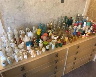 Ladies Avon vintage decanters
Fun Vintage Holiday gifts