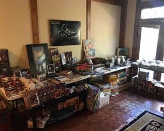 HUGE STAR WARS COLLECTION
Great Holiday Gifts