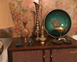 Grand vintage radio turntable and record cabinet!