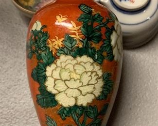 Prewar Japan mini vase.
